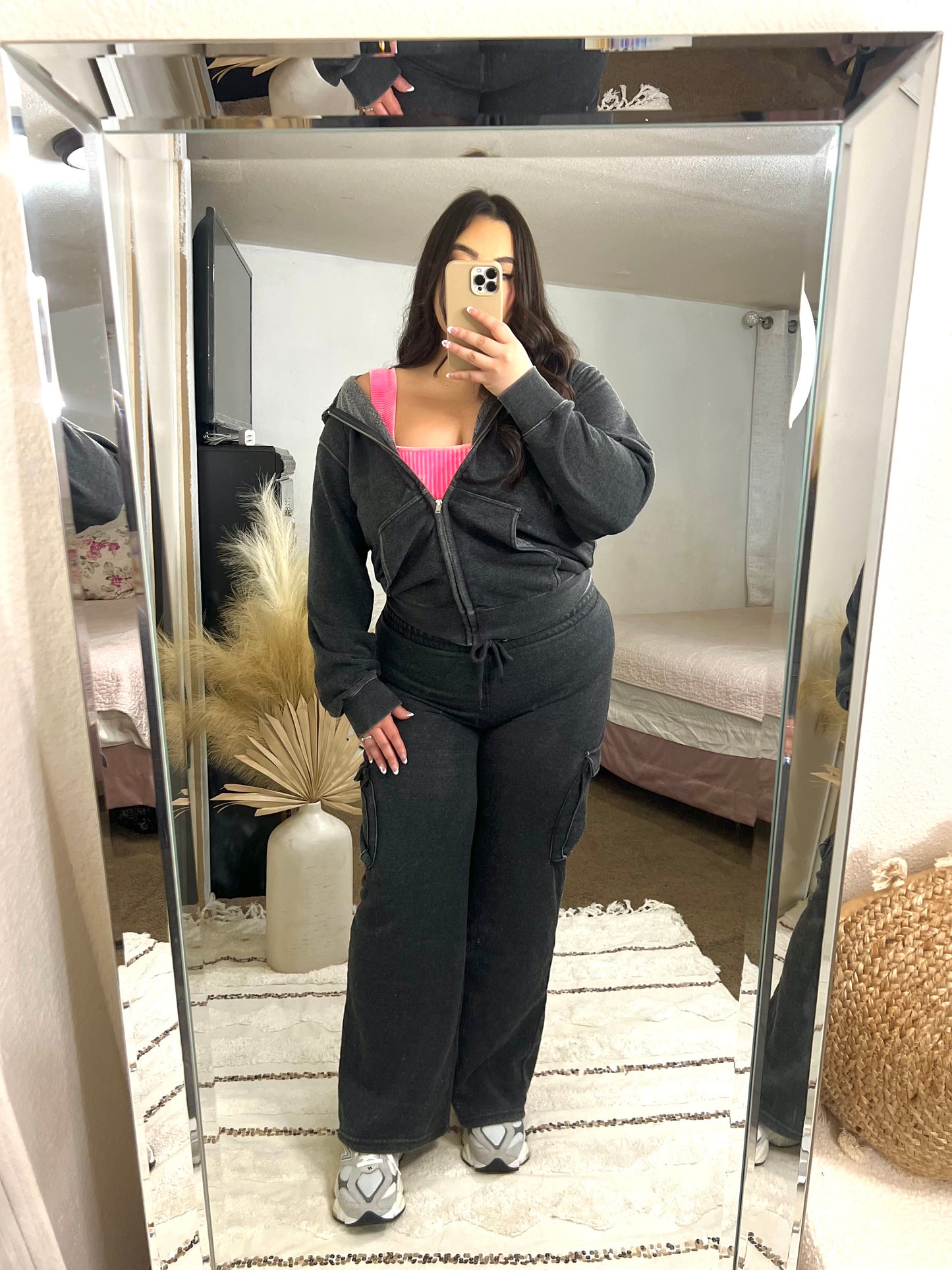 Naro Cargo Sweatpants