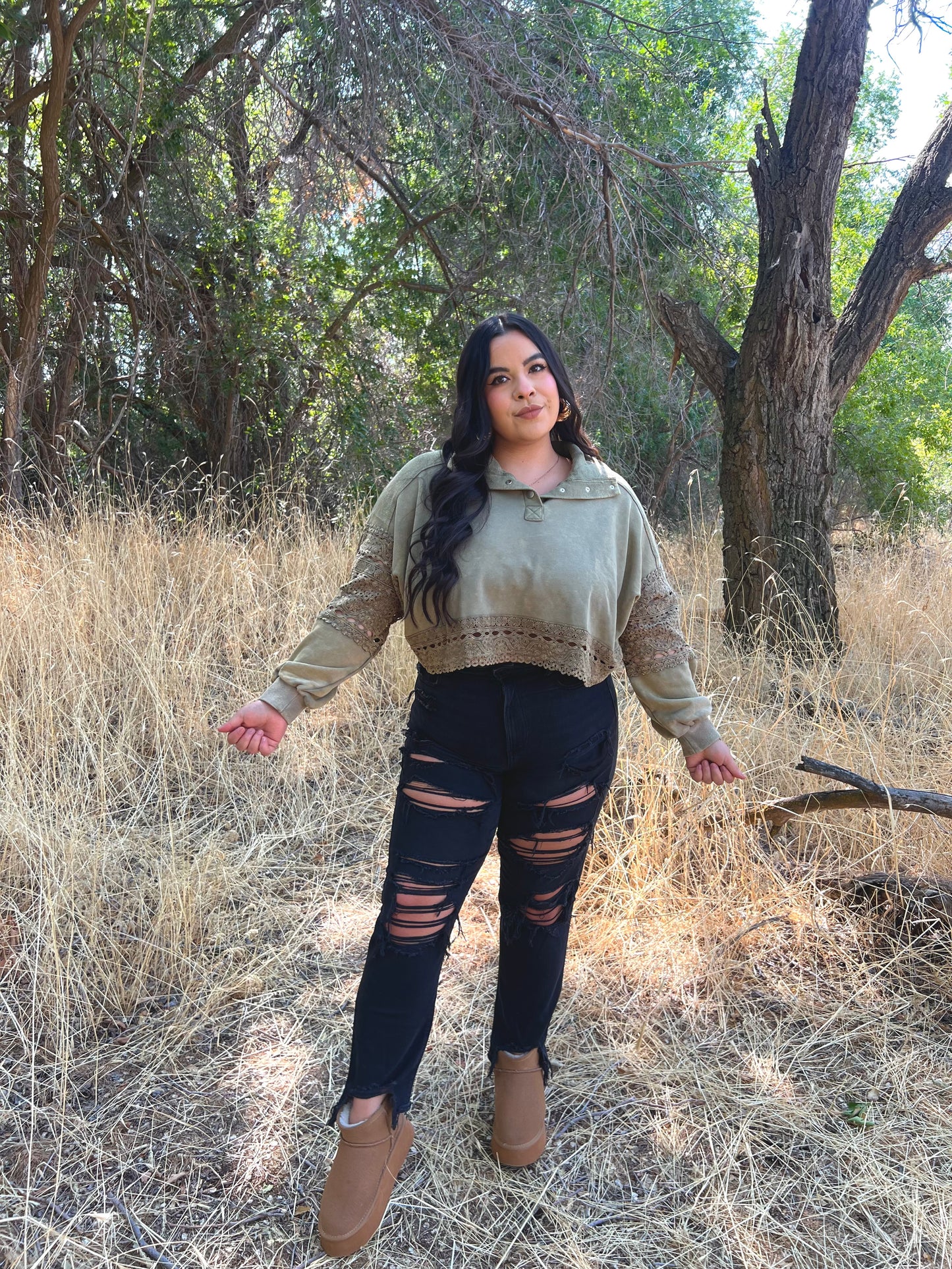 Lucky Charm Lace Pullover (Moss)