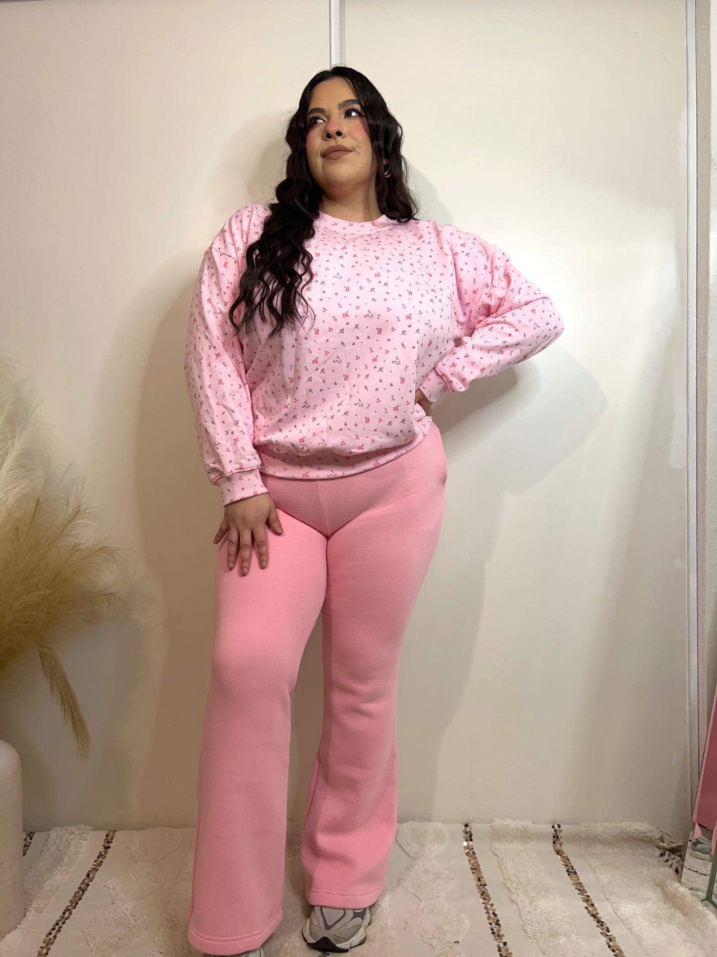 Everyday Flared Sweatpants (Pink)