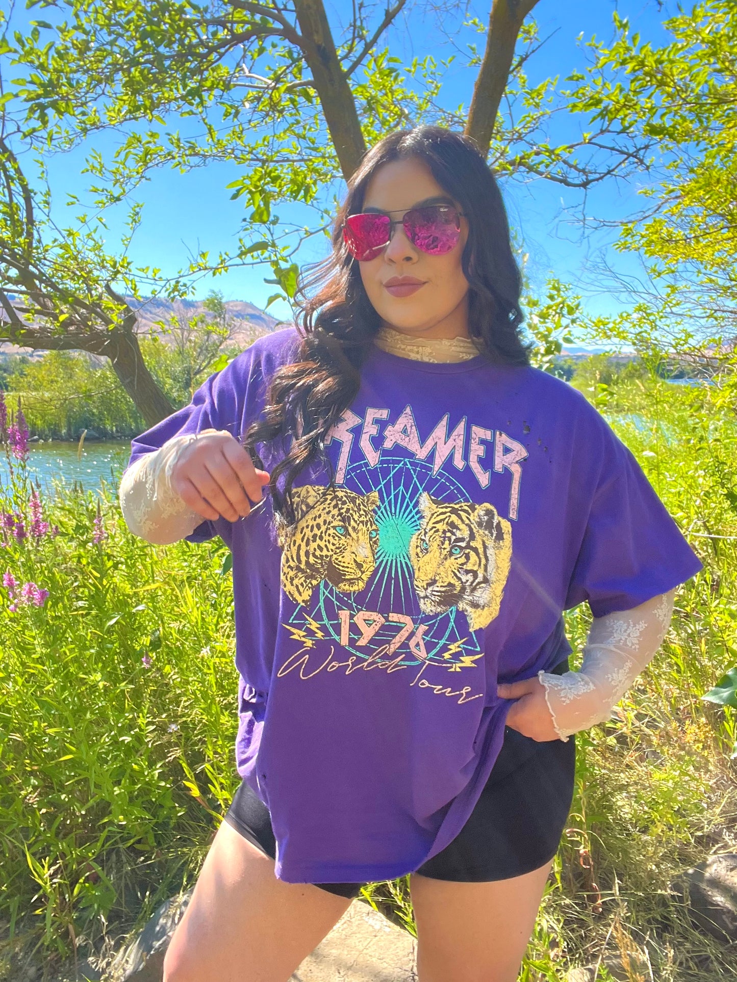 Dreamer Distressed Graphic Tee (Purple)