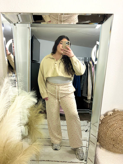 Full Bloom Floral Sweatpants (Cream)