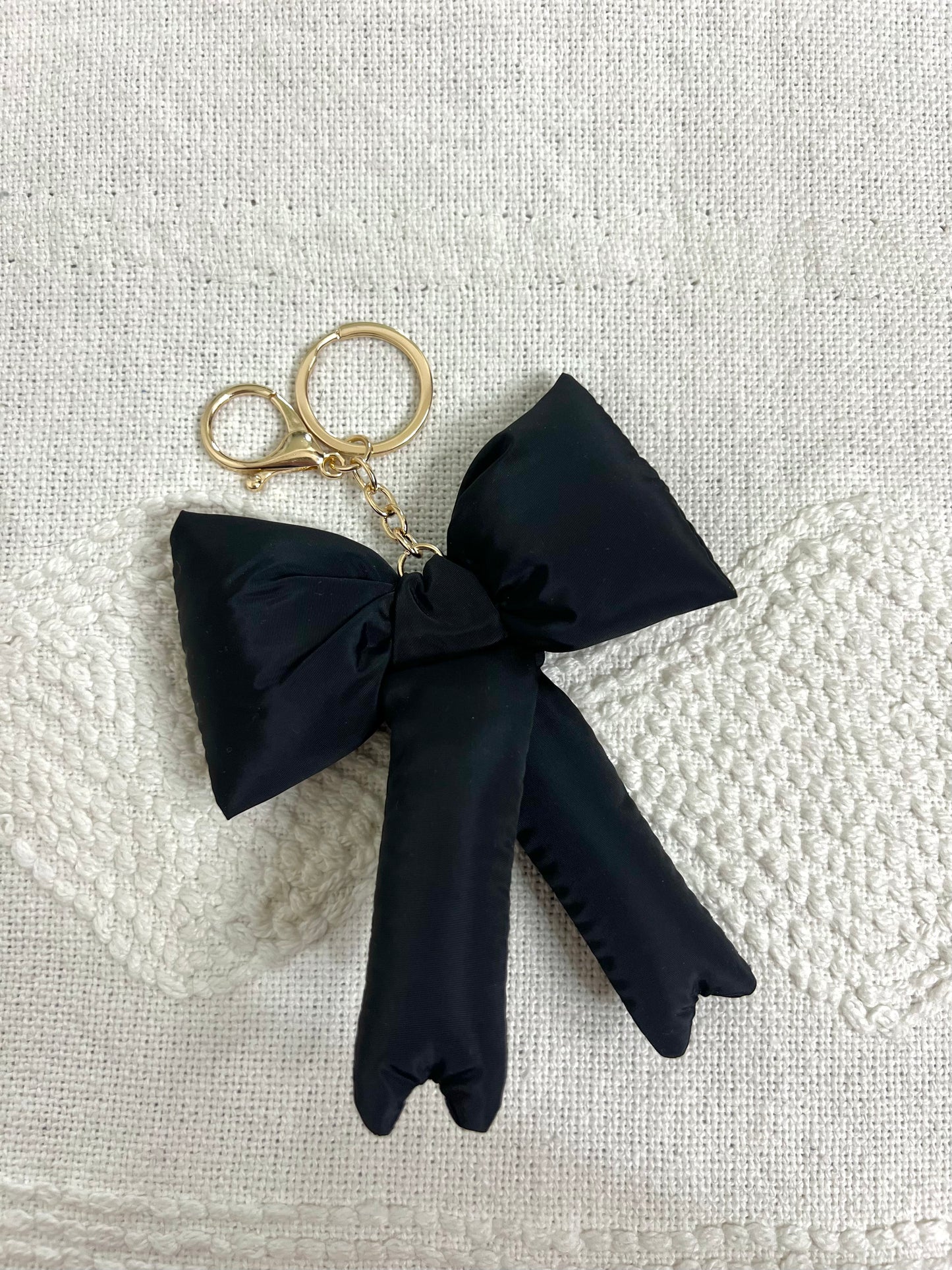 Puffer Bow Keychain (Black)