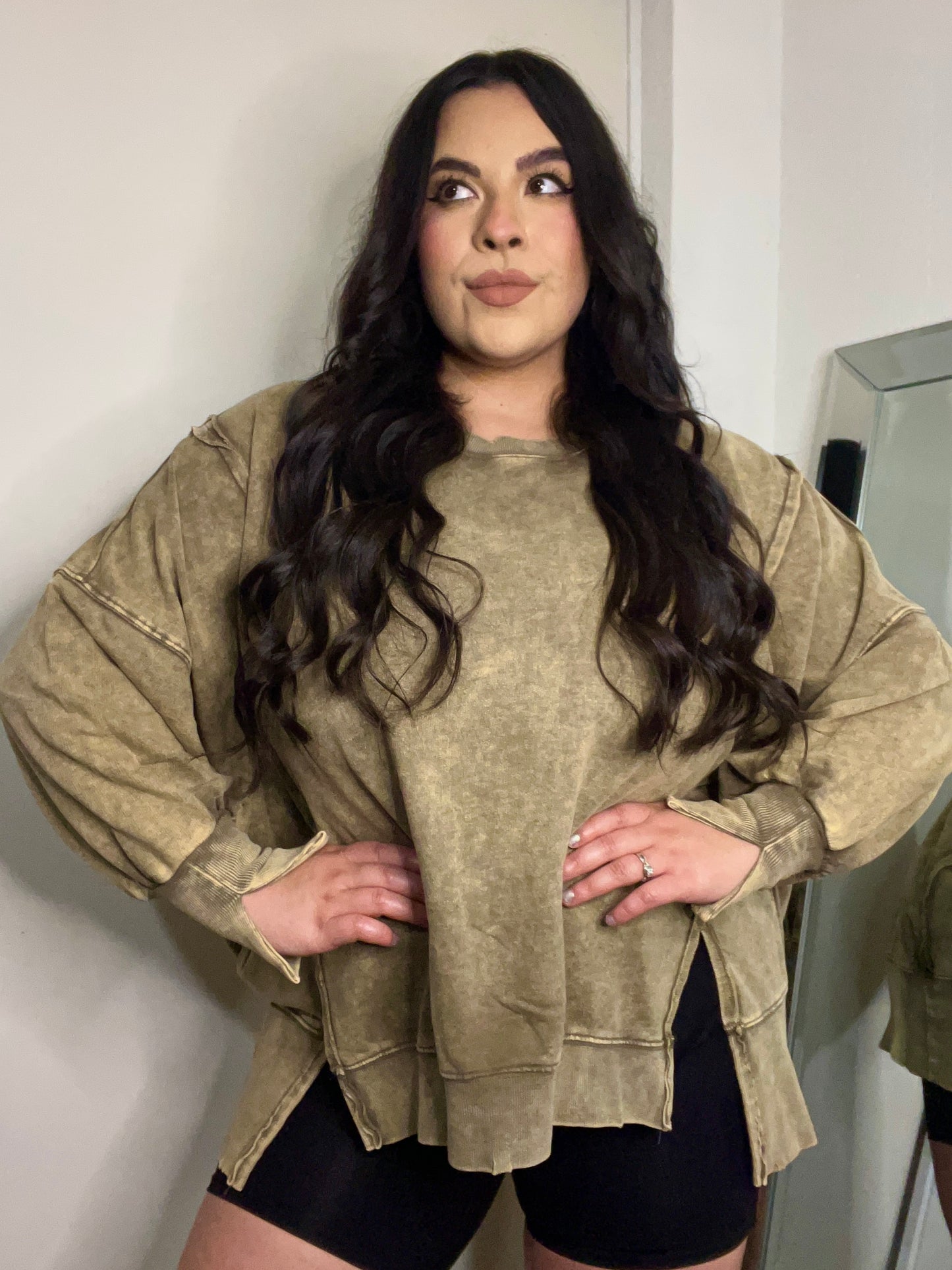 Falling For You Sweatshirt (Mocha)