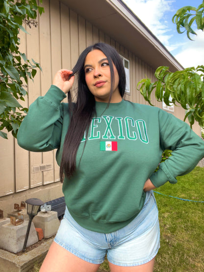 Mexico Embroidered Crewneck