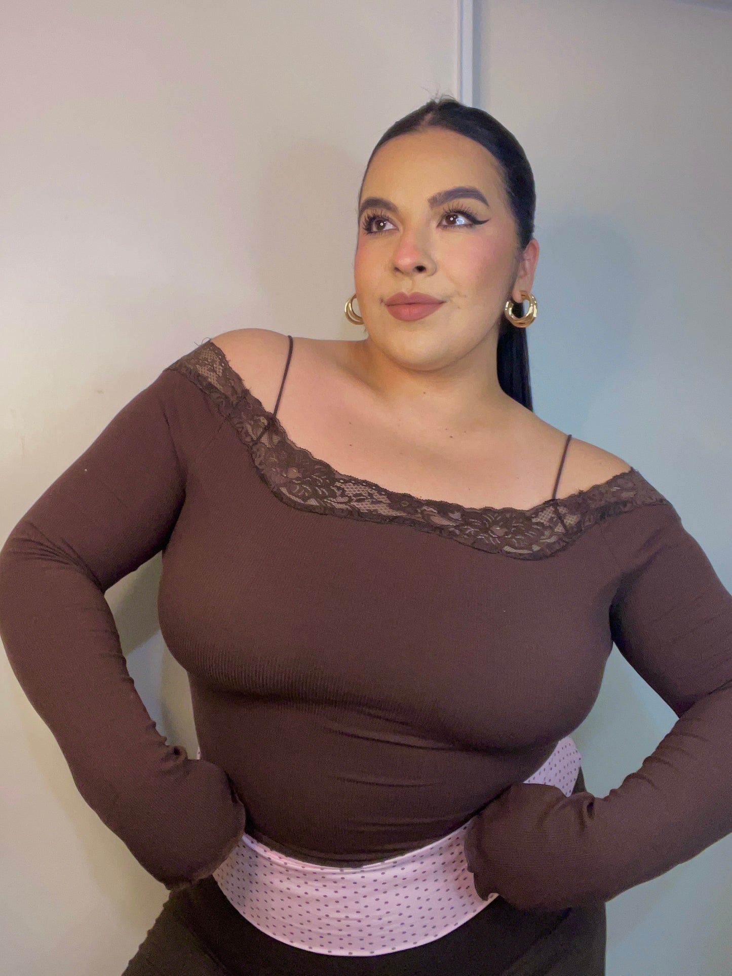Flatter Me Off The Shoulder Top (Chocolate)