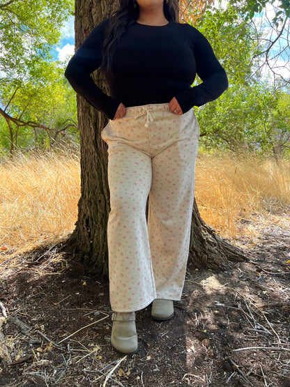Full Bloom Floral Pants (Cream)
