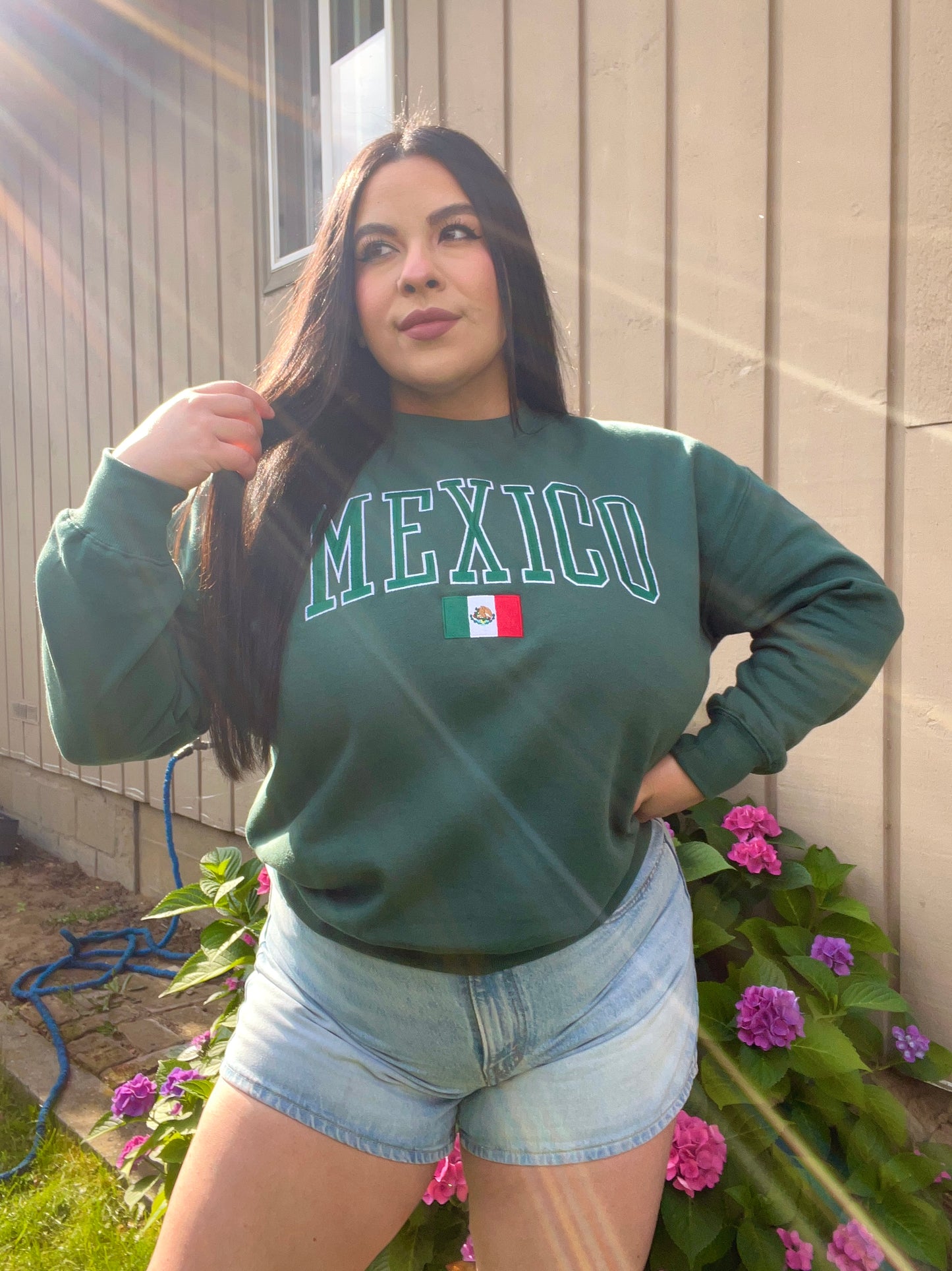 Mexico Embroidered Crewneck