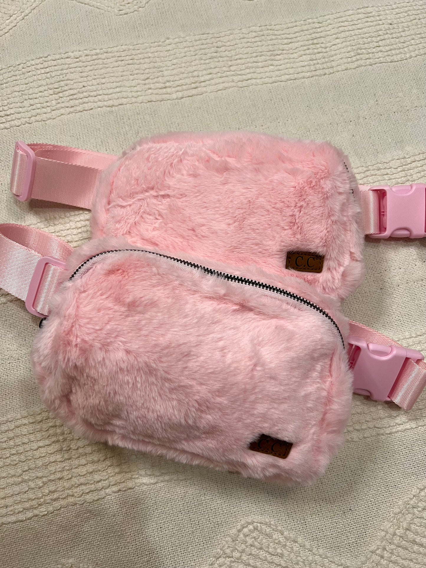 Teddy Belt Bag (Strawberry Milkshake)