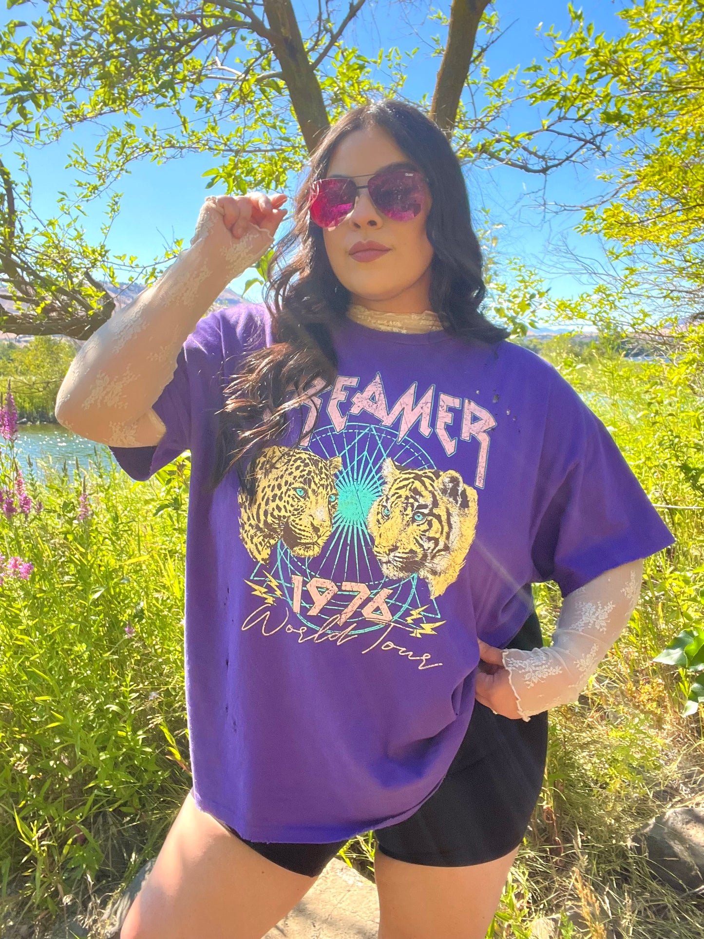 Dreamer Distressed Graphic Tee (Purple)