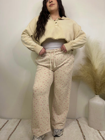 Full Bloom Floral Sweatpants (Cream)